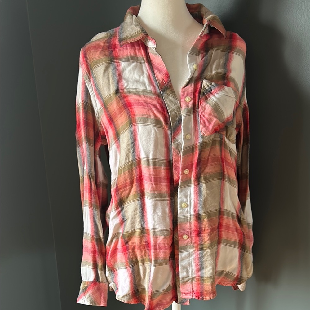 Gap Plaid Button-Up Shirt
